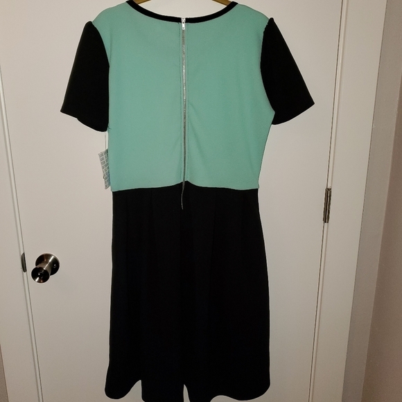 xl NWT Lularoe Amelia dress - Picture 6 of 6
